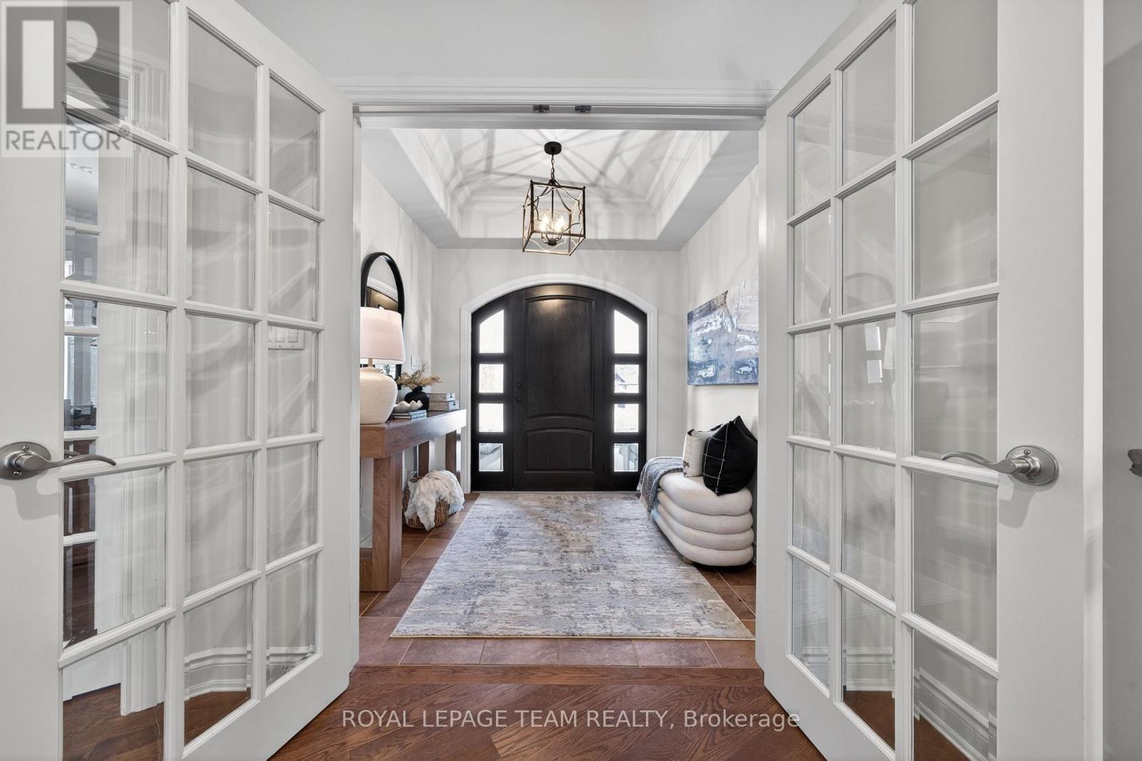 2 BEECHGROVE GARDENS