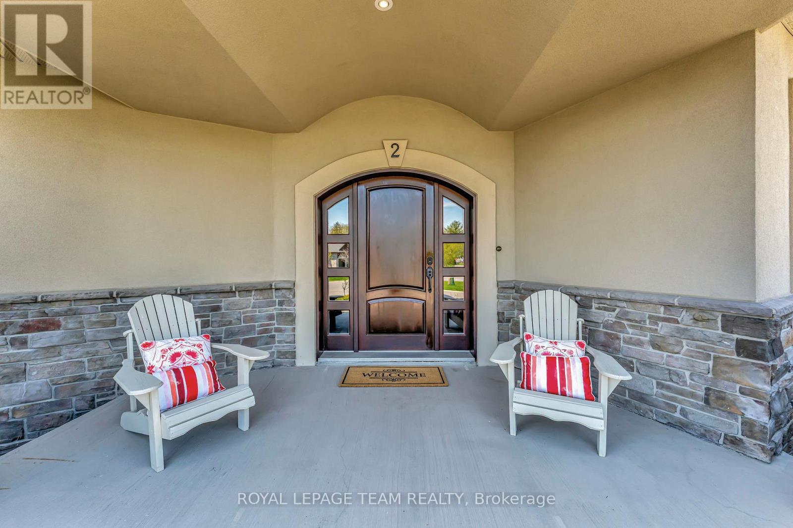 2 BEECHGROVE GARDENS