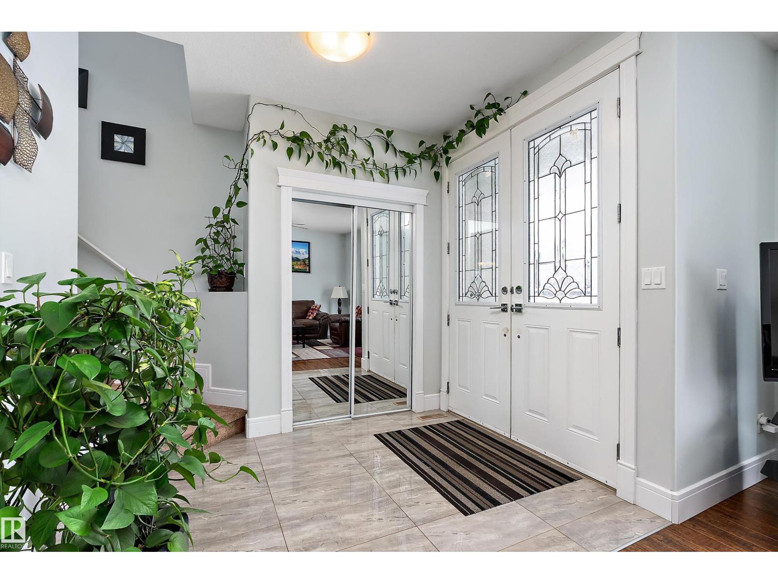 598 TAMARACK RD NW