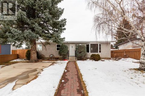 2609 11A Avenue N Lethbridge AB T1H1N9