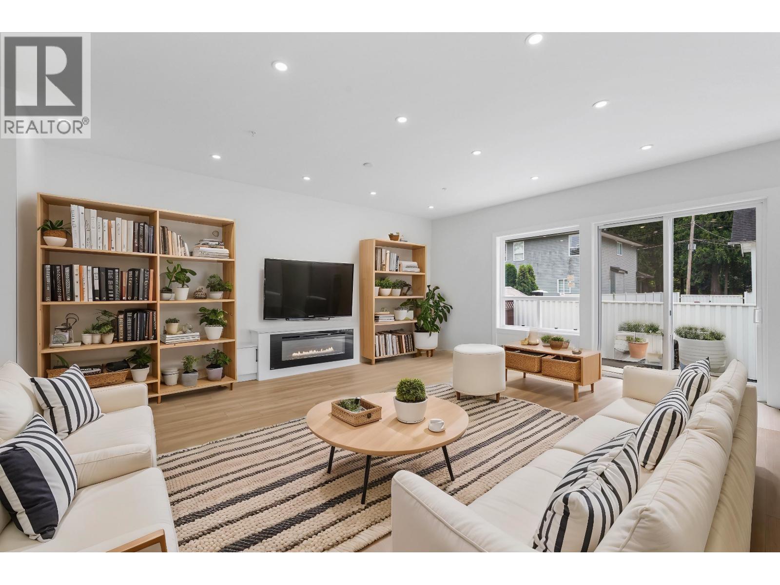 19098 DOERKSEN DRIVE