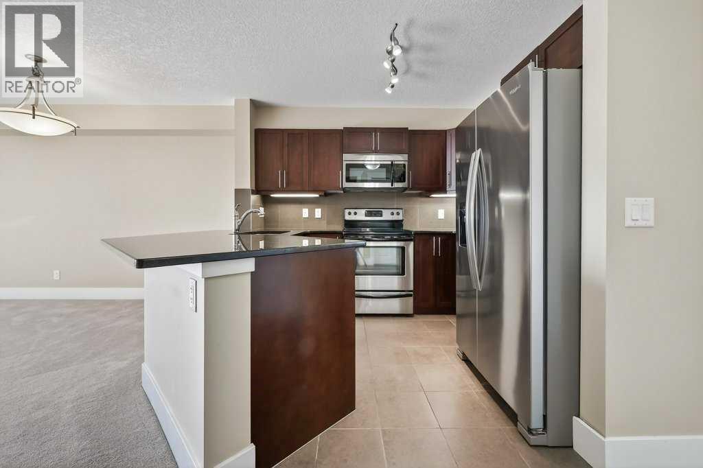 403, 500 Rocky Vista Gardens NW