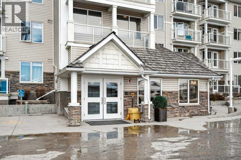 403, 500 Rocky Vista Gardens NW