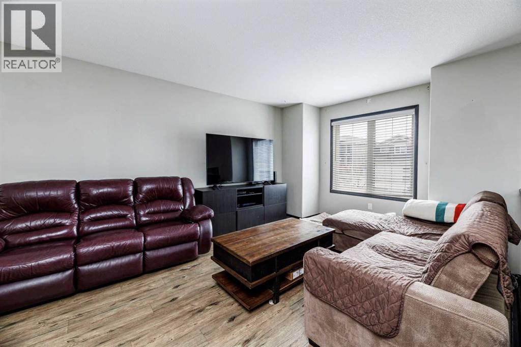 52 Vancouver Crescent
