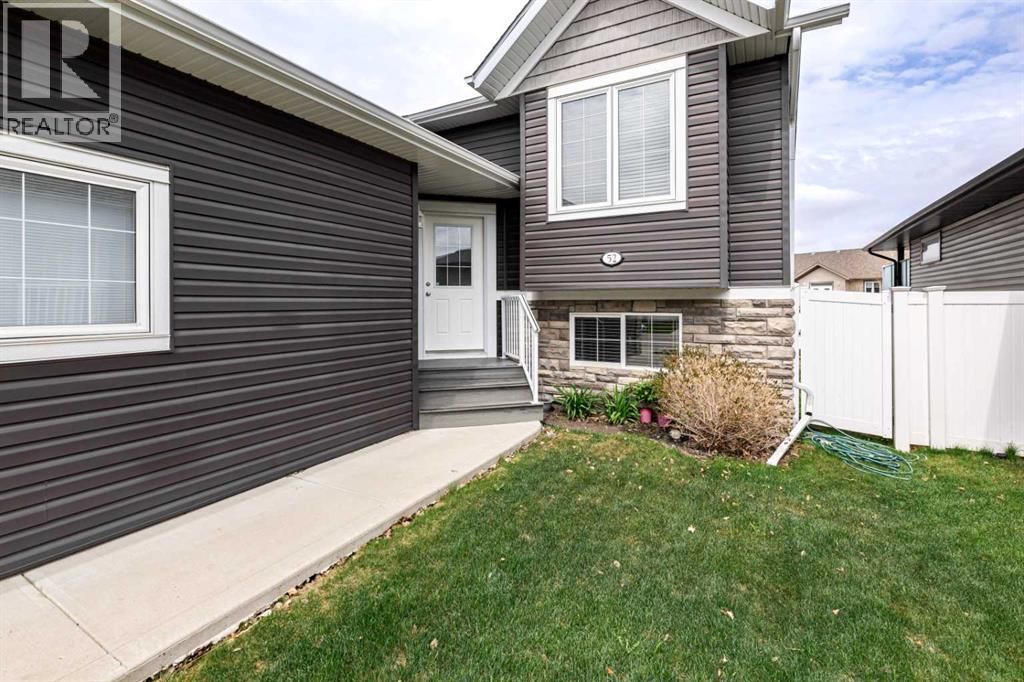 52 Vancouver Crescent