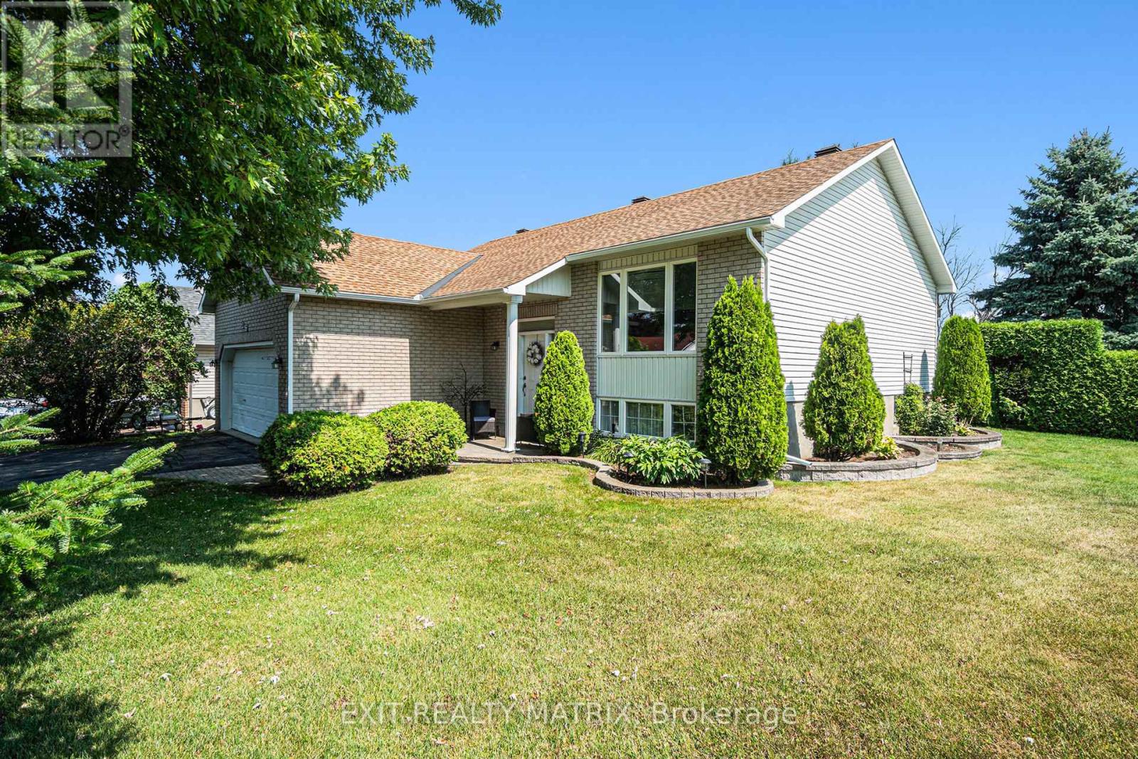 3136 LEMAY CIRCLE