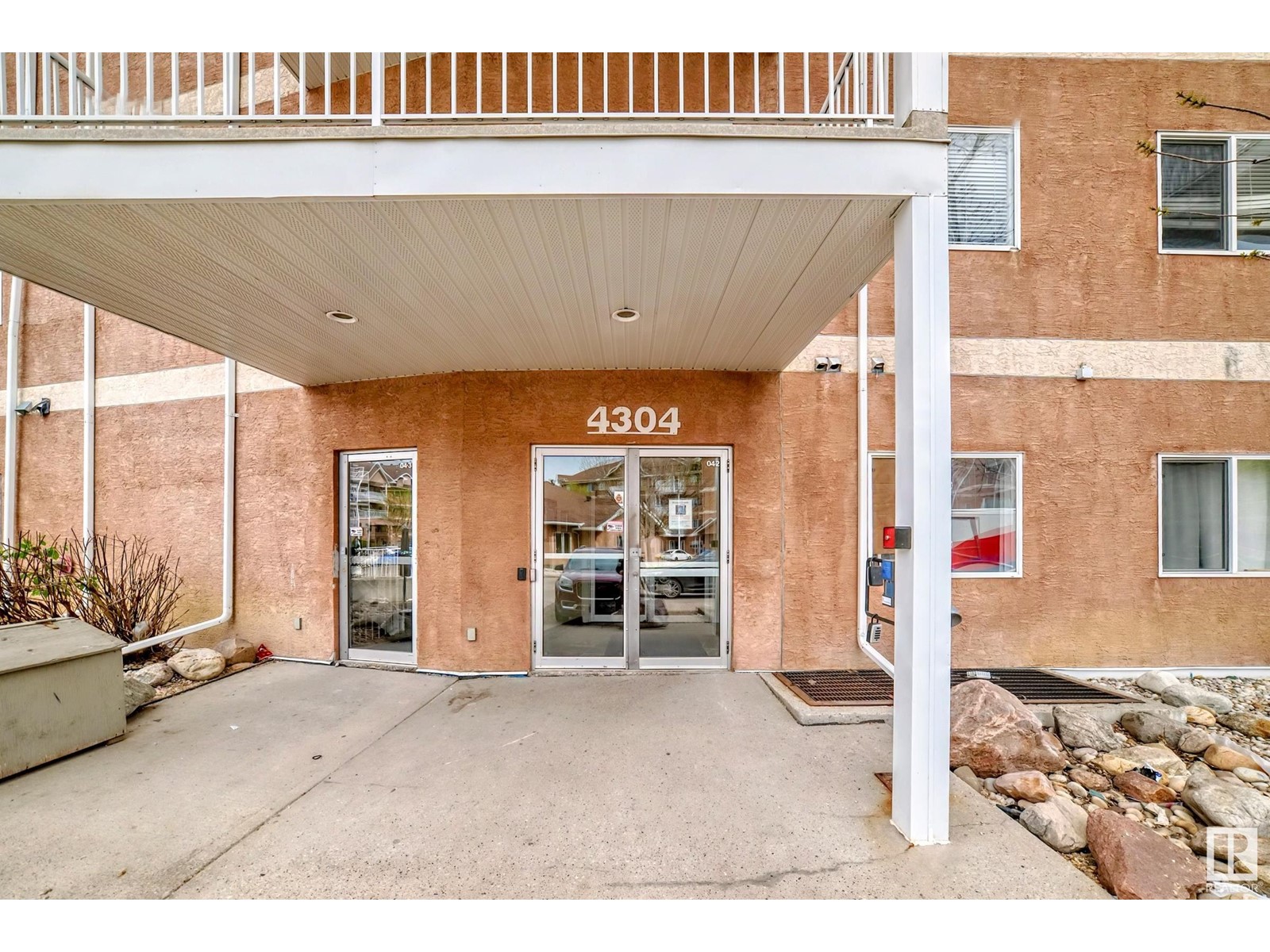 #423 4304 139 AV NW NW