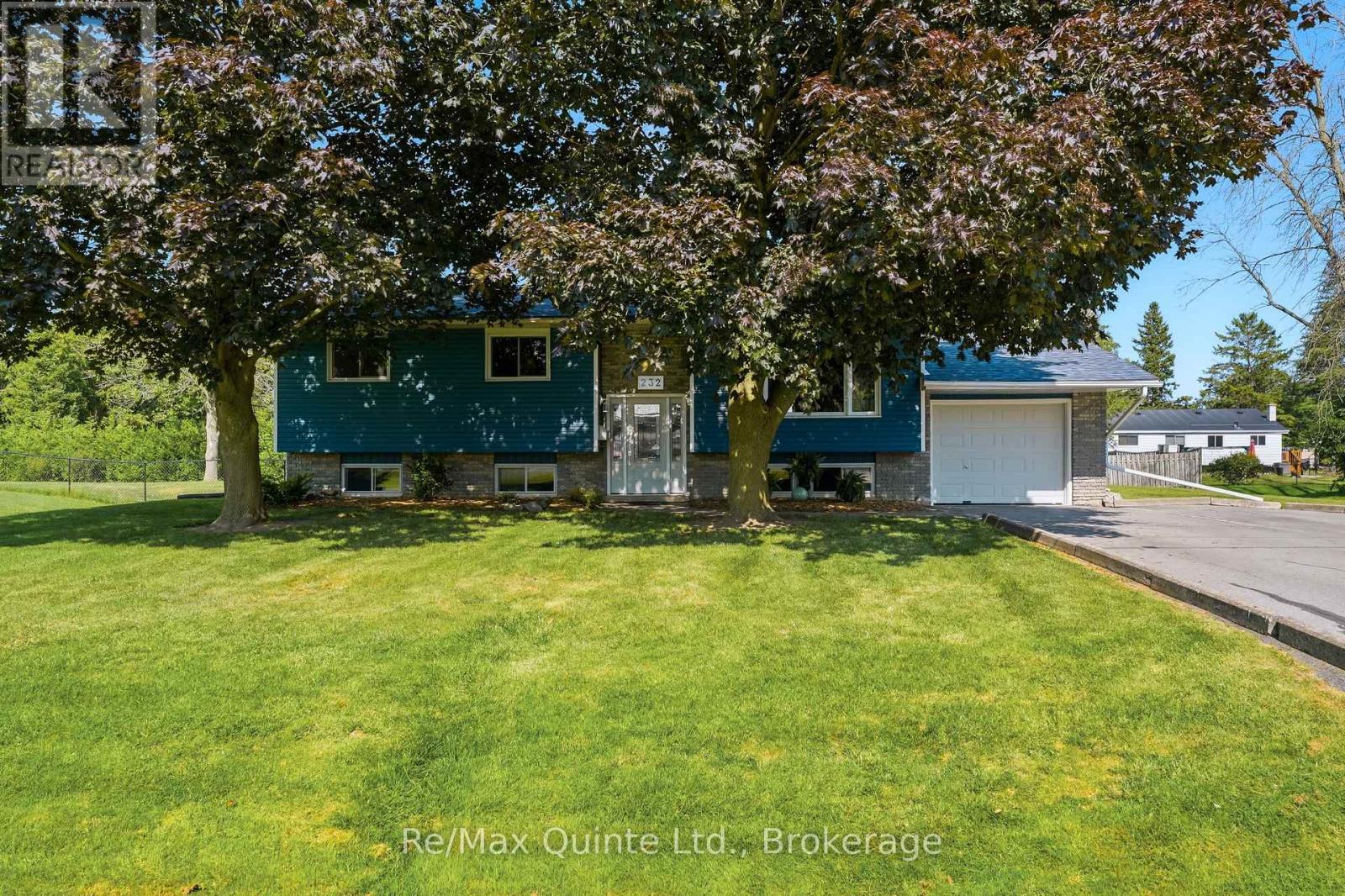 232 COLONIAL ROAD