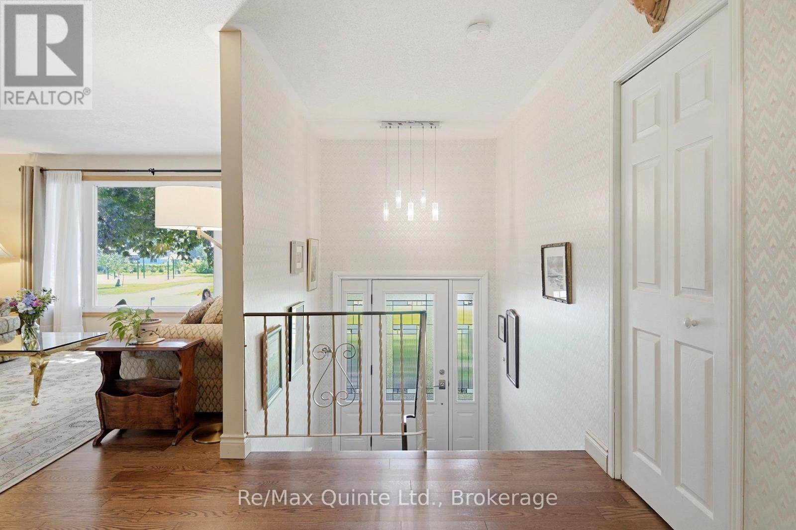 232 COLONIAL ROAD