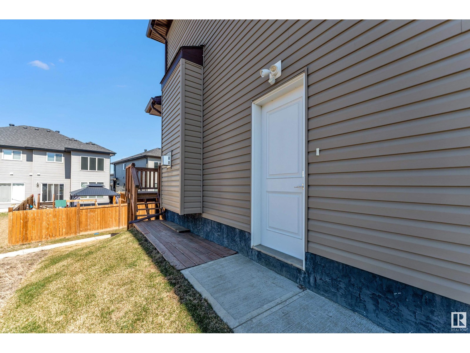 4417 39 ST