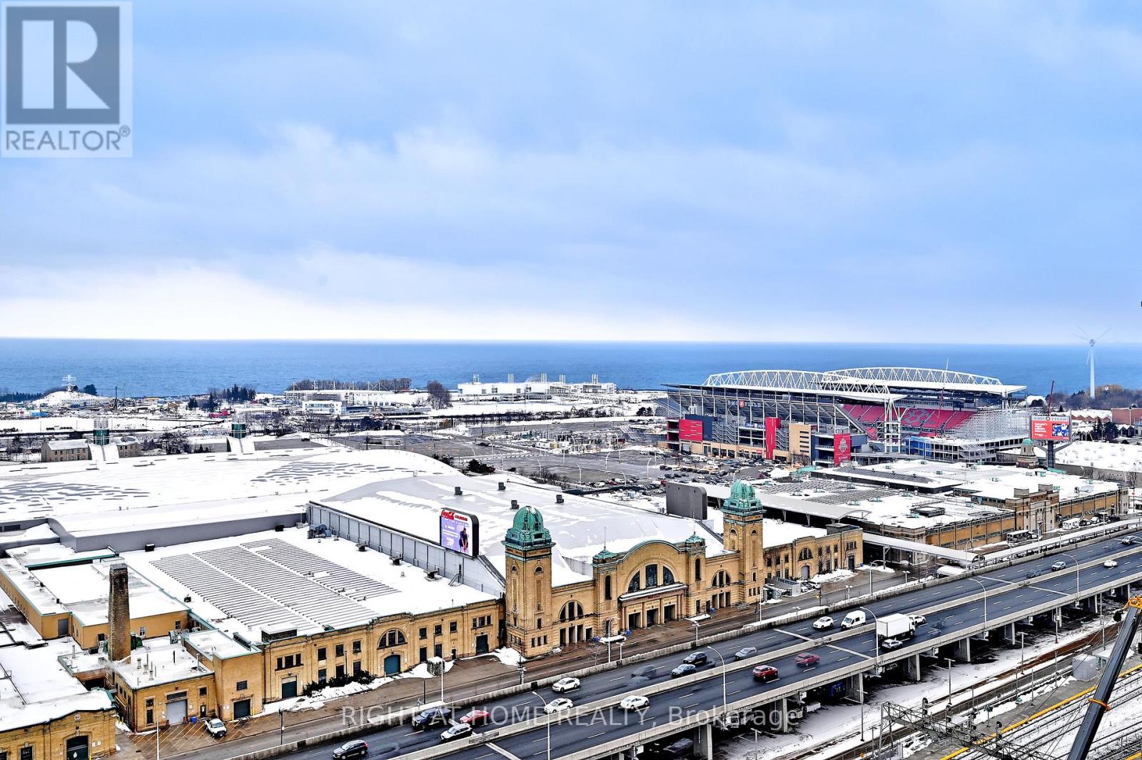 2306 - 65 EAST LIBERTY STREET