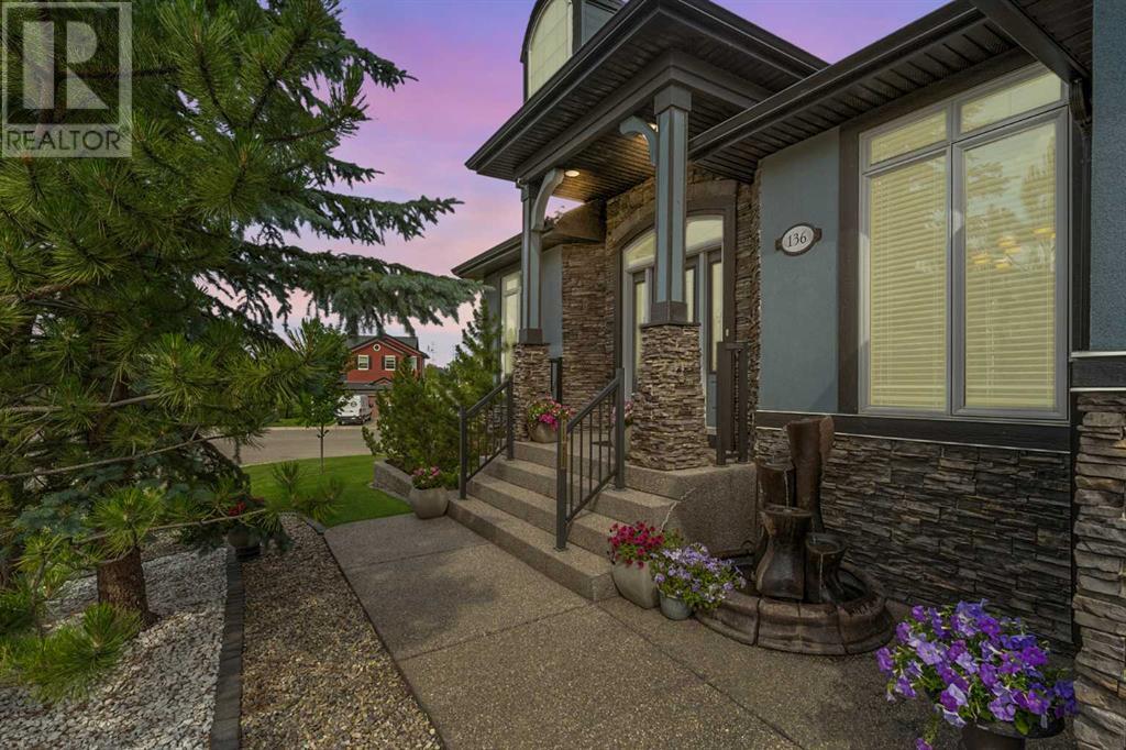 136 Magenta Crescent