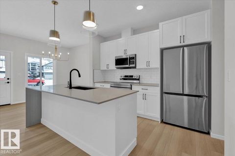 1142 SOUTH CREEK WD Stony Plain AB T7Z0J9