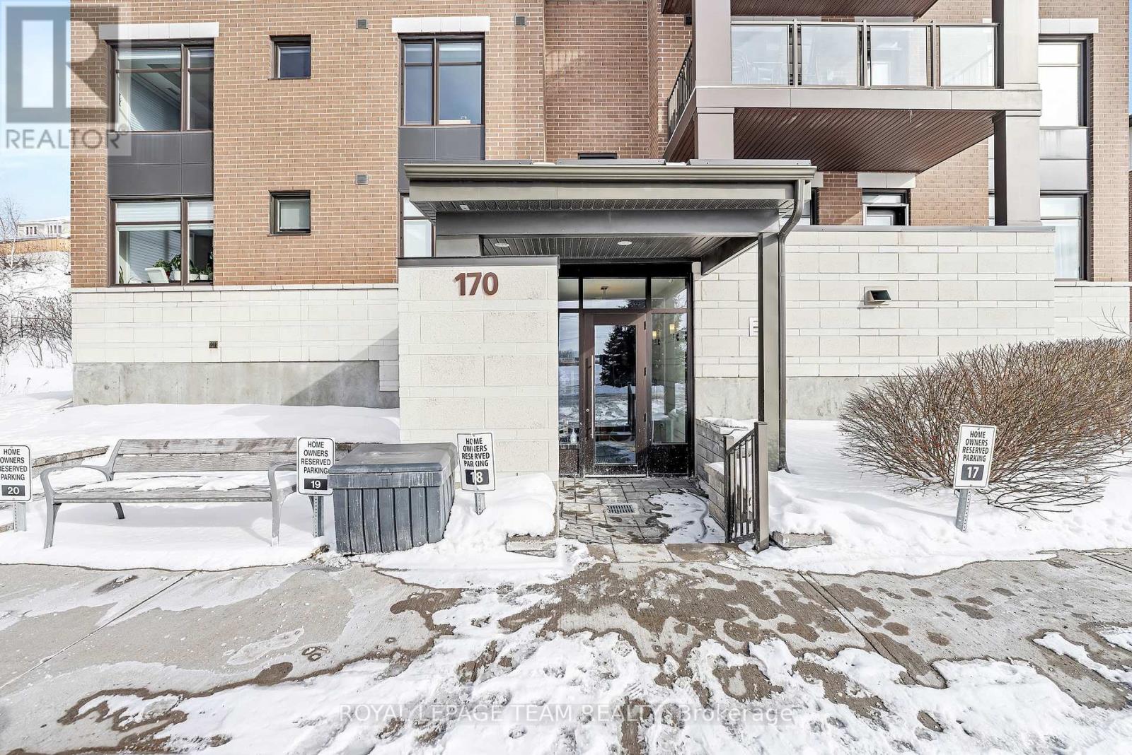 202 - 170 GUELPH PRIVATE