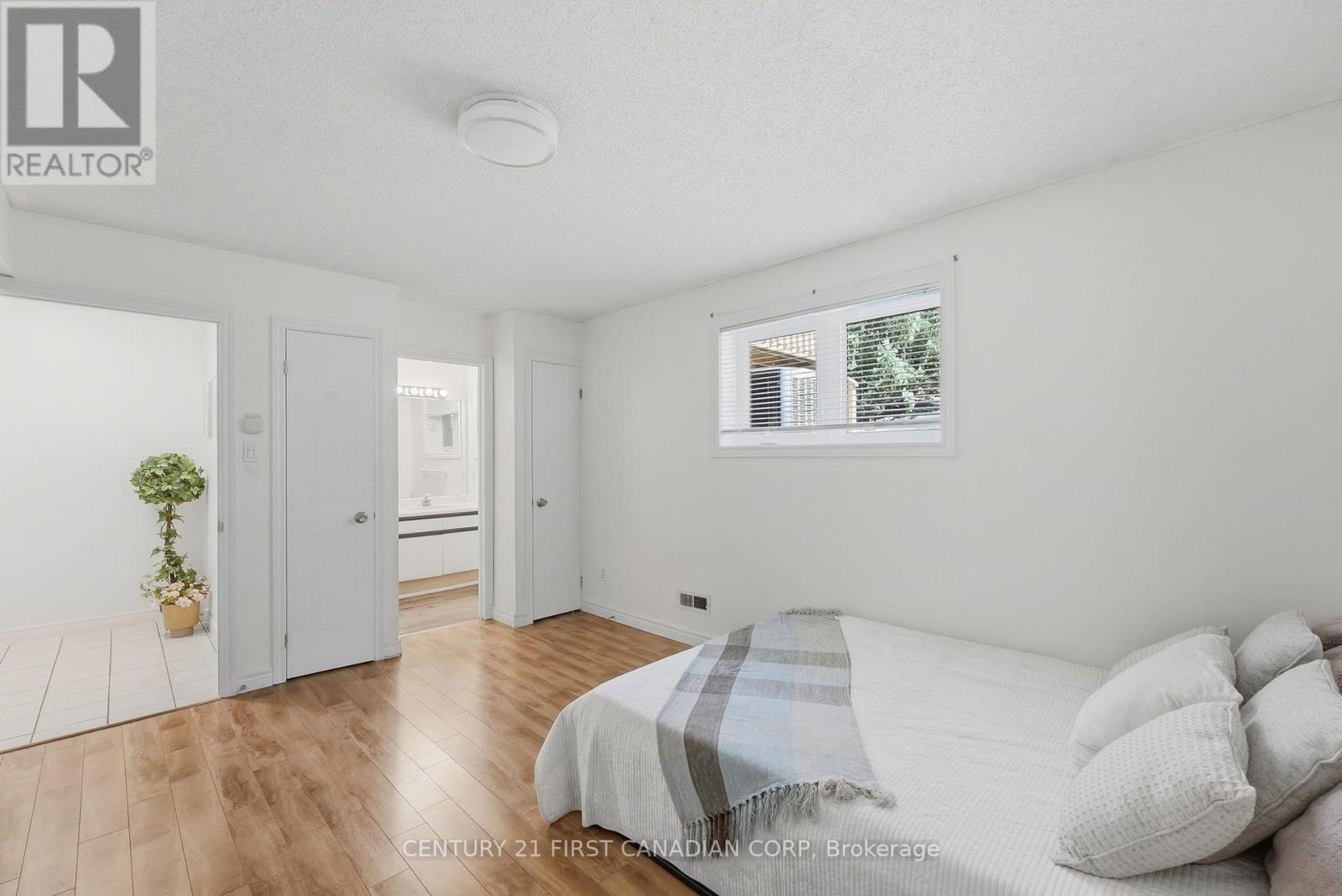 10 - 1548 RICHMOND STREET
