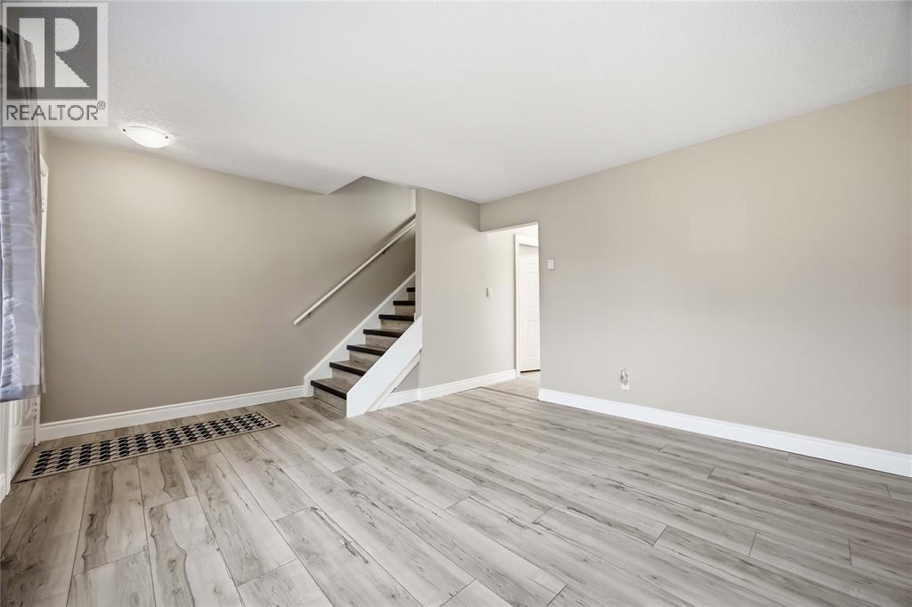 885 CARLETON PLACE Unit# 1