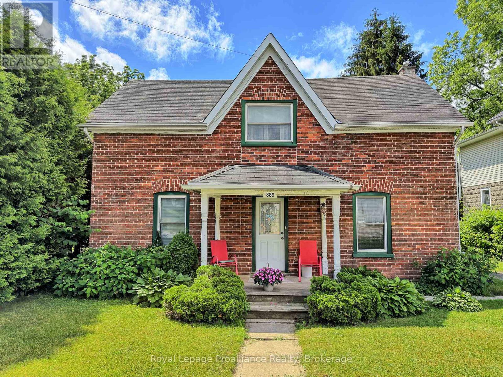 Photo 1 of 38 — 889 SMITH STREET, Brighton, ON K0K1H0