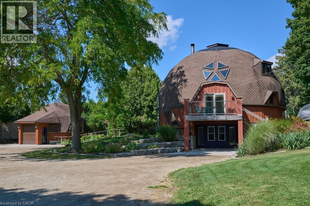 98 MEADOWBROOK Court