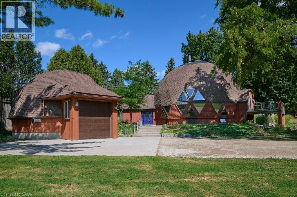 98 MEADOWBROOK Court