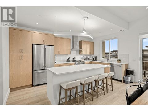 105 Predator Ridge Drive Unit# 2 Vernon BC V1H0A5