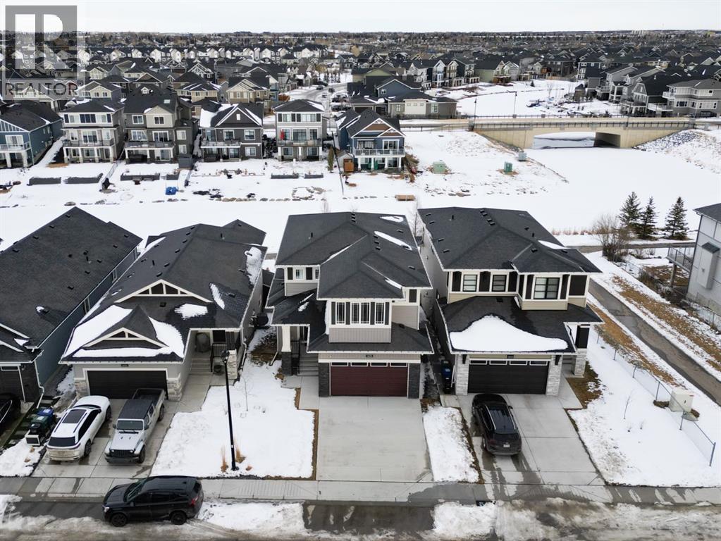 1658 Baywater Street SW