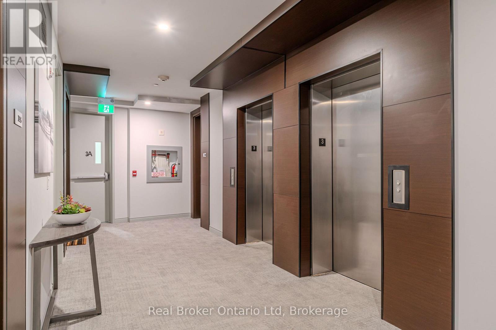 603 - 80 9TH STREET E