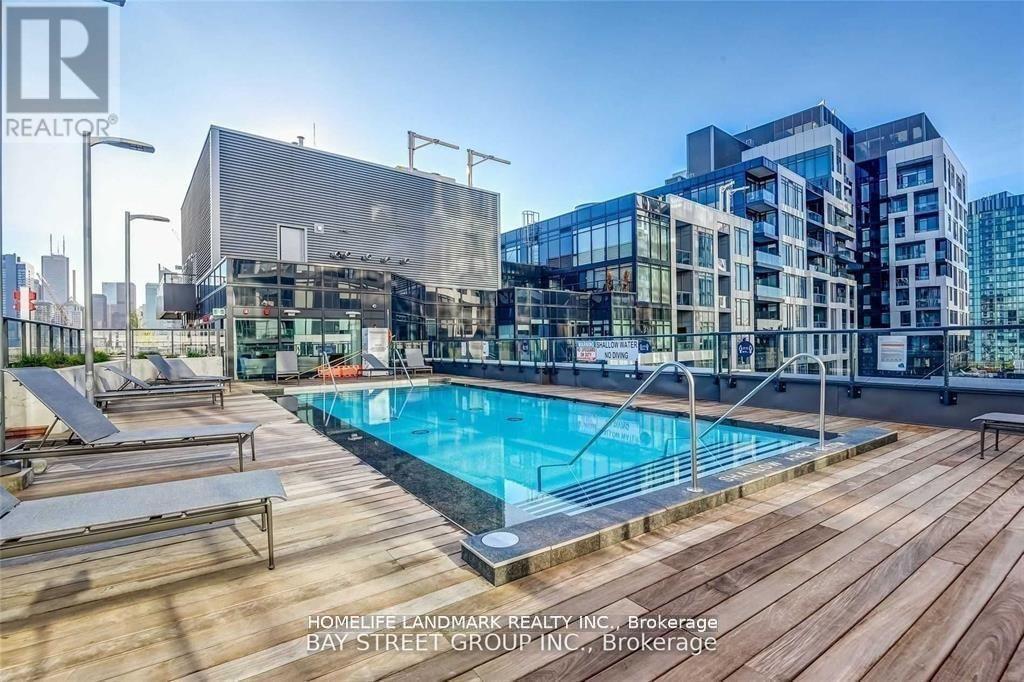 1113 - 27 BATHURST STREET