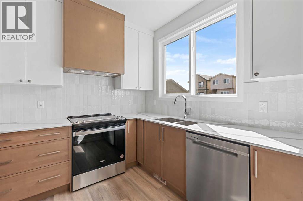 7071 Rangeview Avenue SE