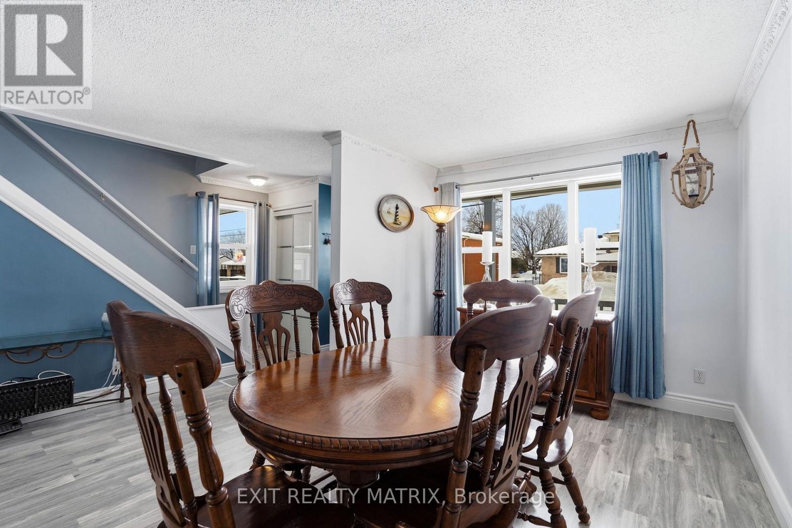 1691-1695 SAINT-LAURENT STREET - Photo 4
