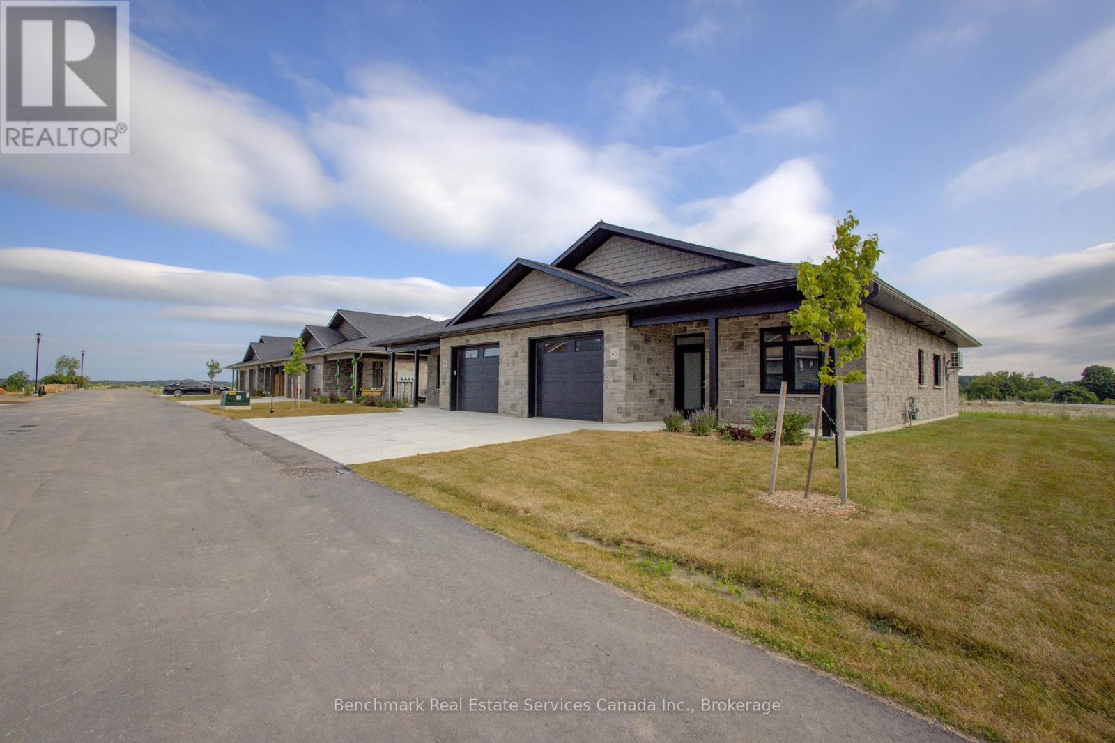 53 CAVALIER CRESCENT