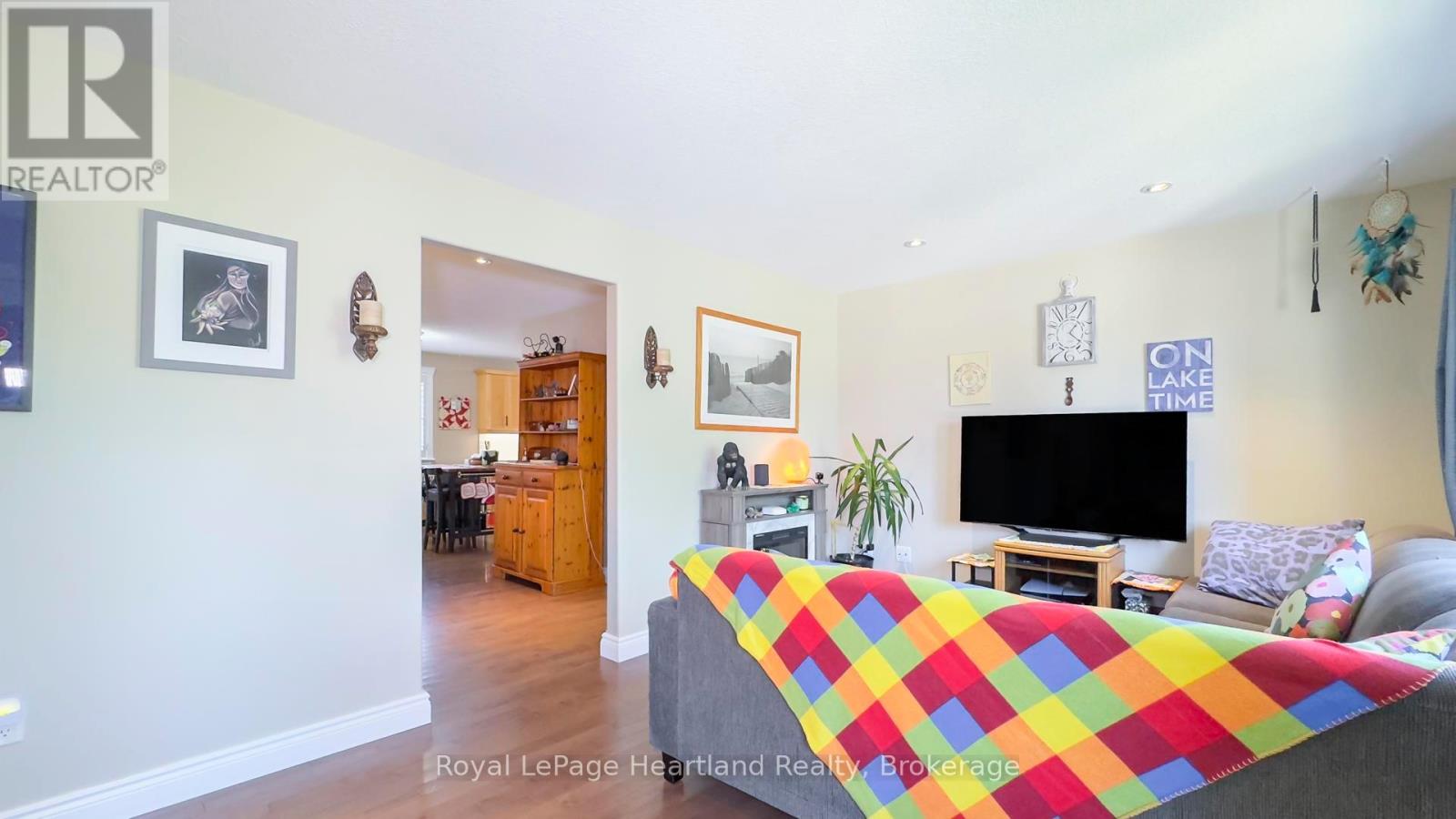 39 BALVINA DRIVE W
