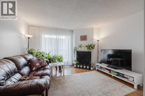 9208, 315 Southampton Drive SW Calgary AB T2W2T6