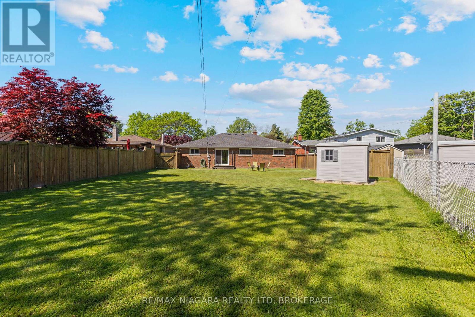 12 CLAREMOUNT CIRCLE