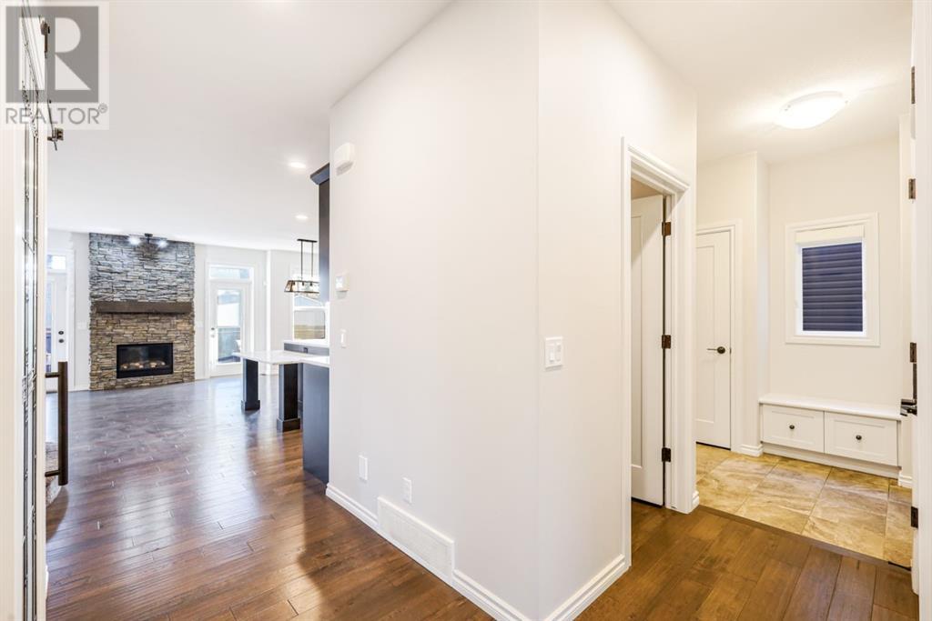 218 Bayside Loop SW