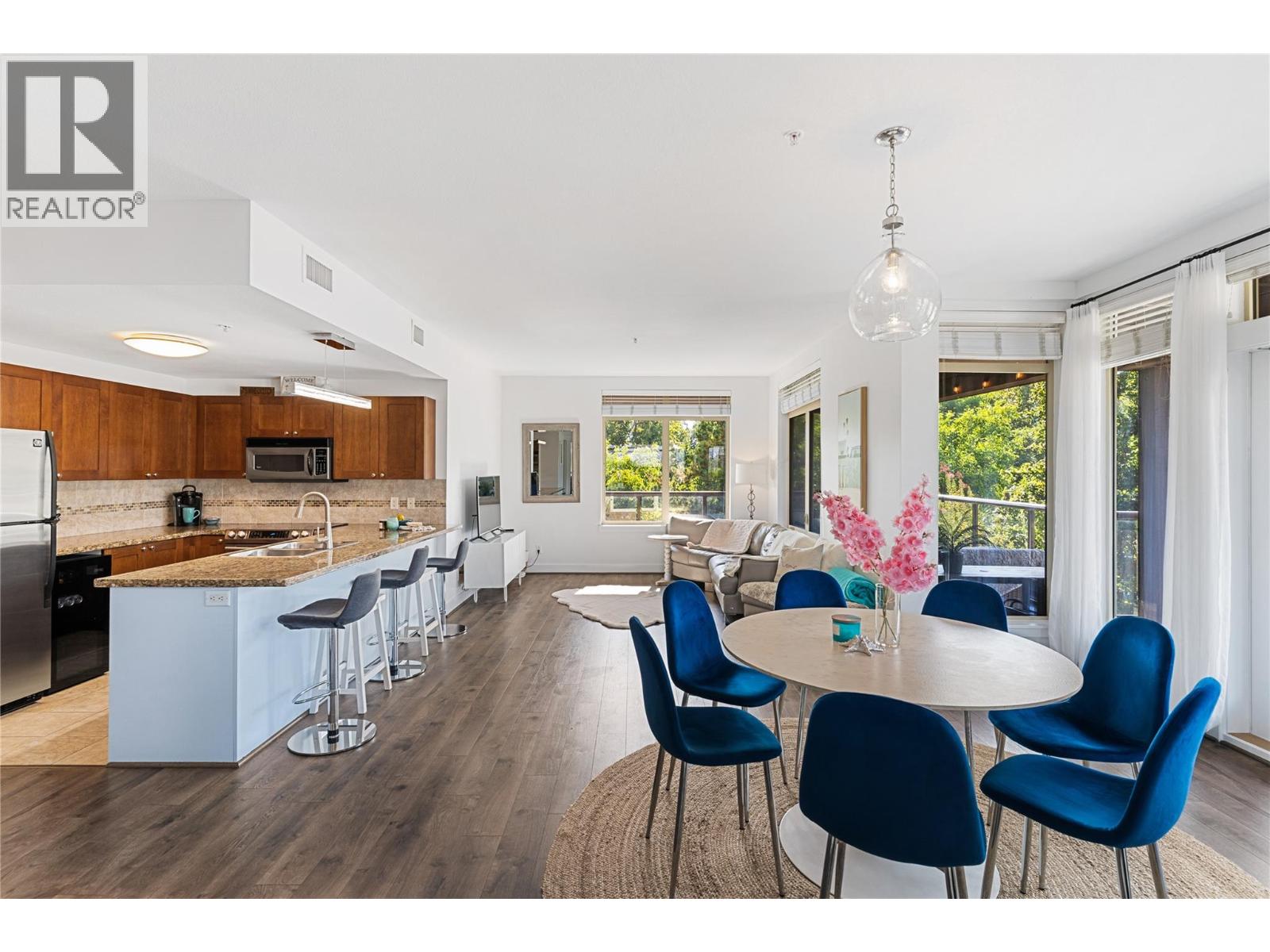 4205 Gellatly Road Unit# 238