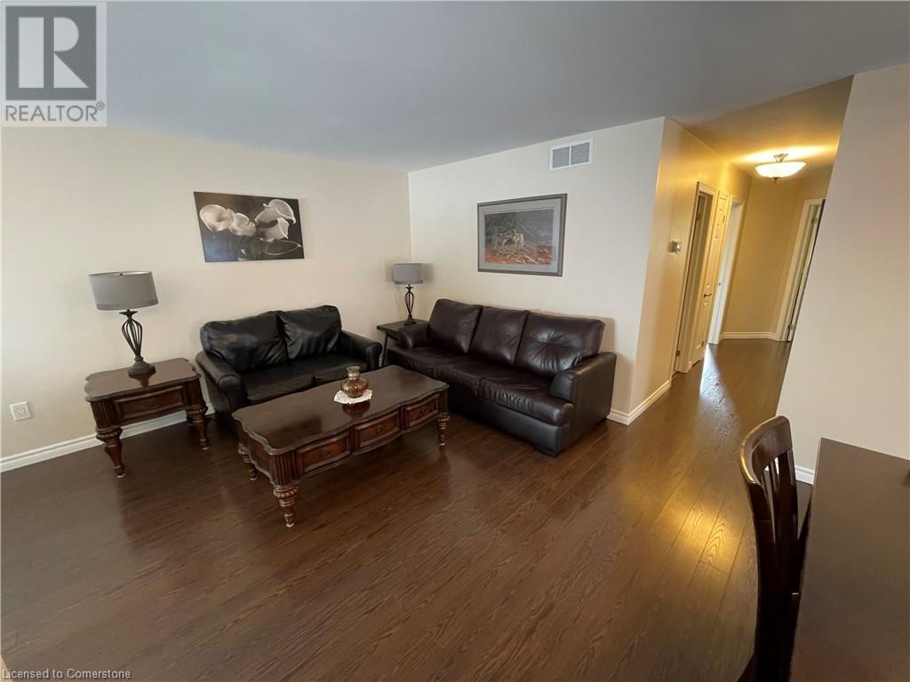 1354 ASPENRIDGE Crescent
