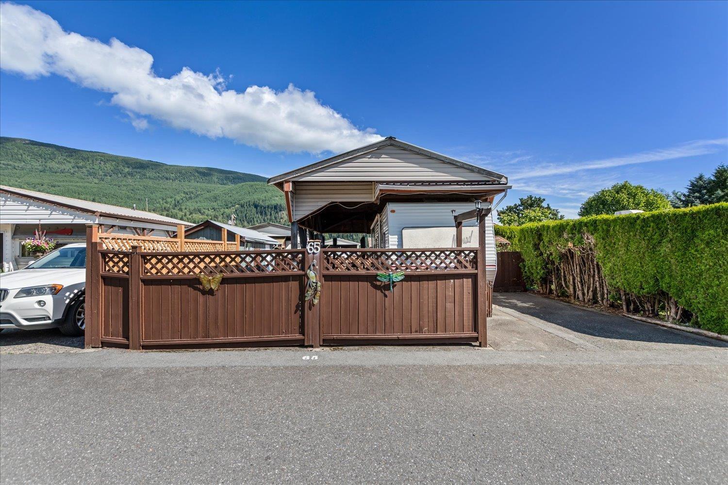 65 1436 FROST ROAD|Columbia Valley