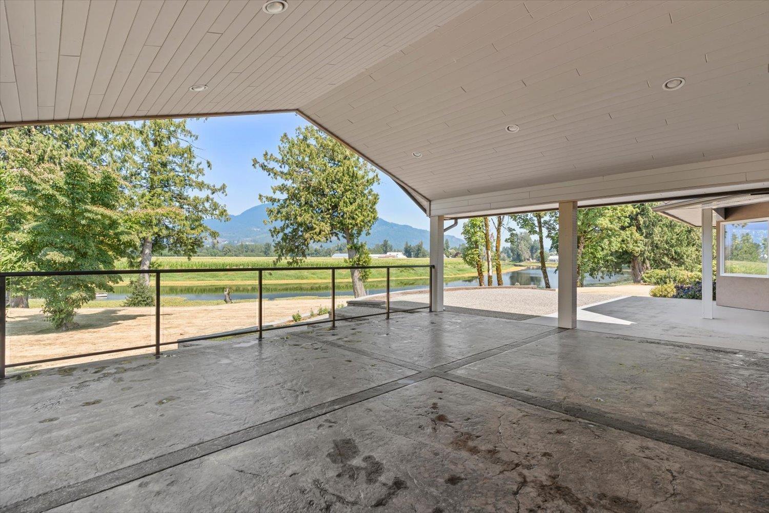 47083 BELL ROAD|Fairfield Island