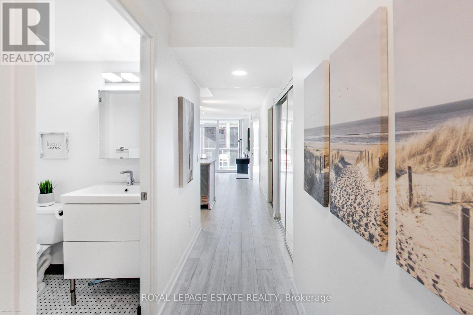 808 - 4978 YONGE STREET