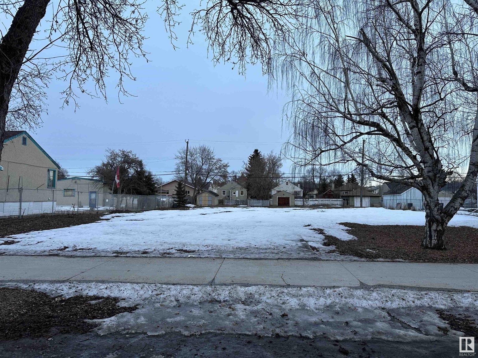 10827 107 ST NW