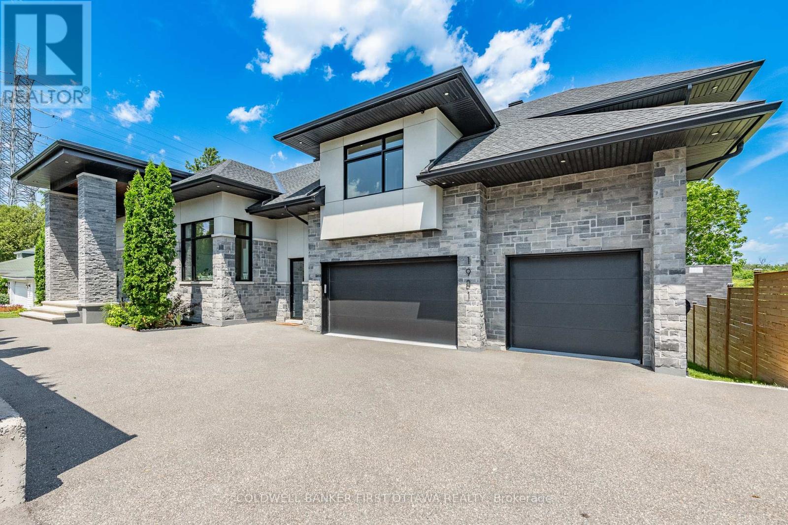 1981 PRINCE OF WALES DRIVE