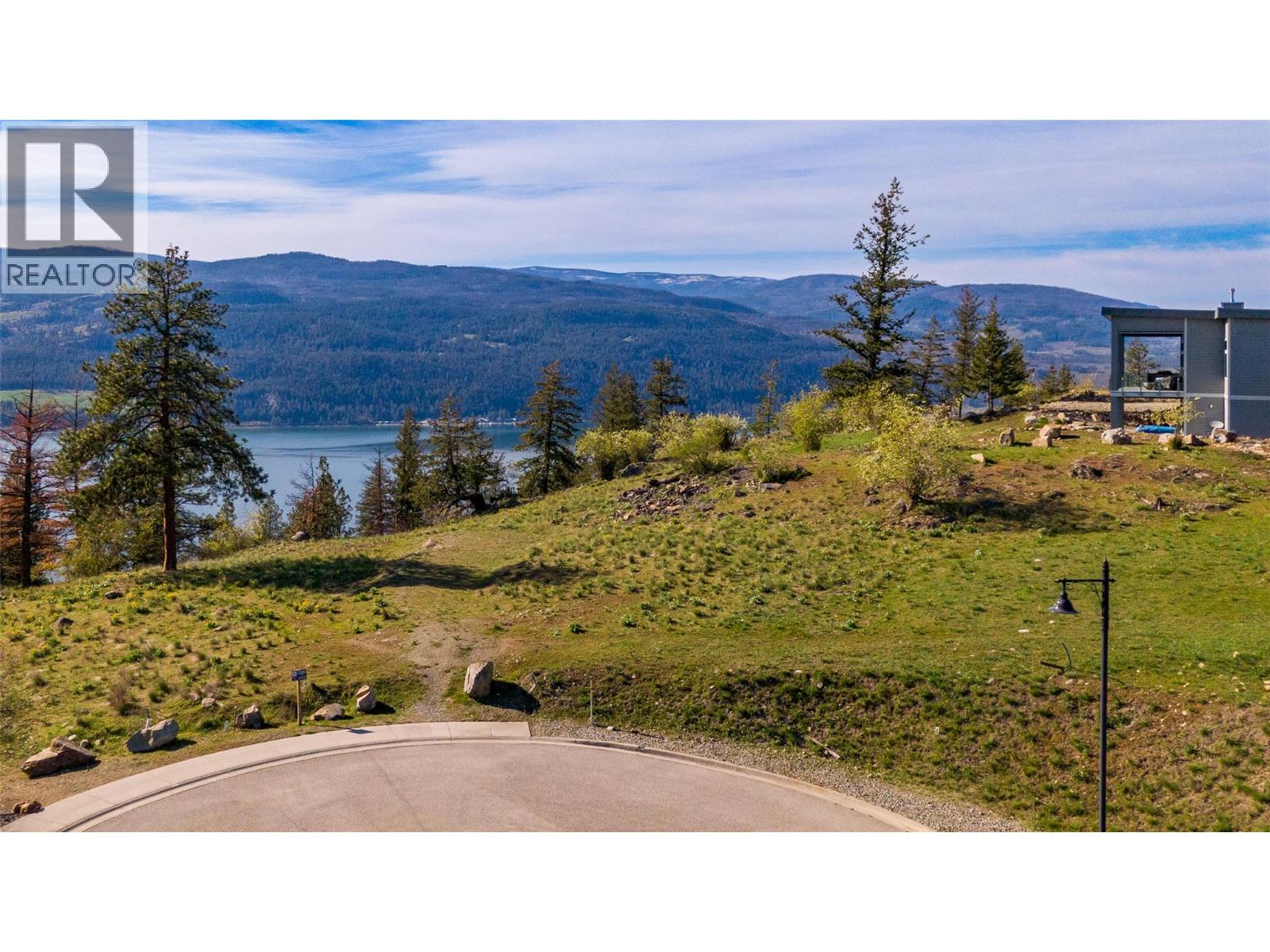 8988 Bayswater Place