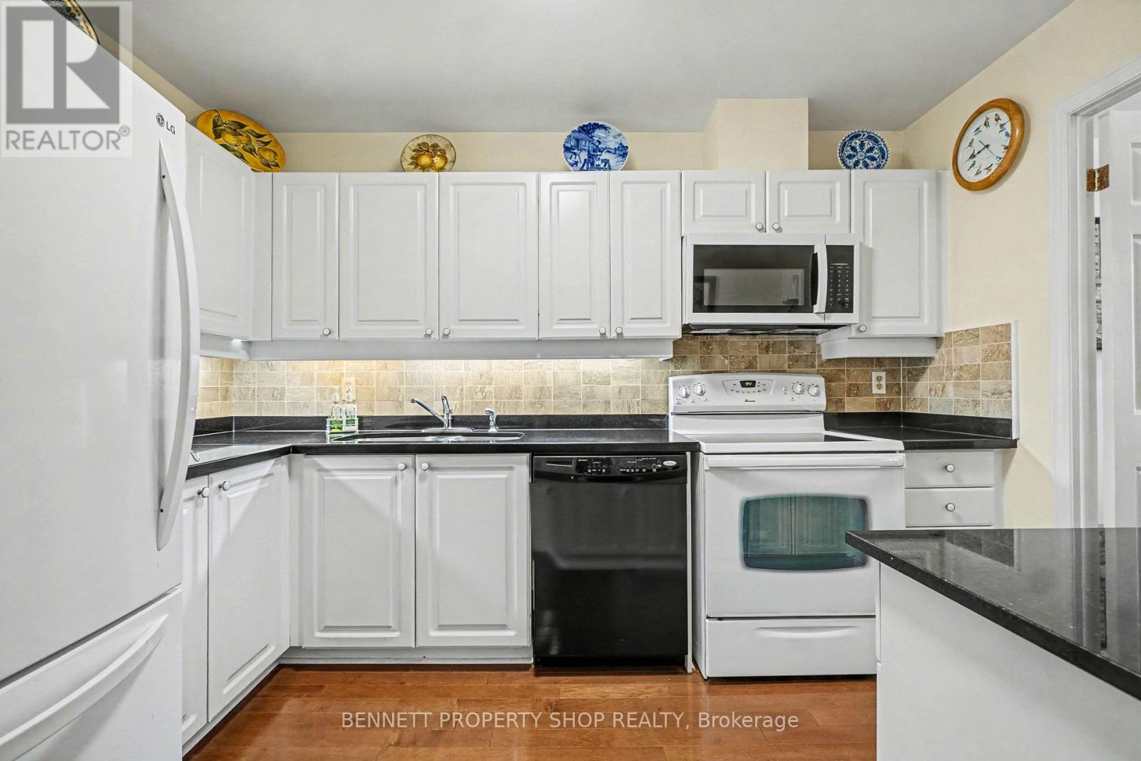 305 - 3099 CARLING AVENUE