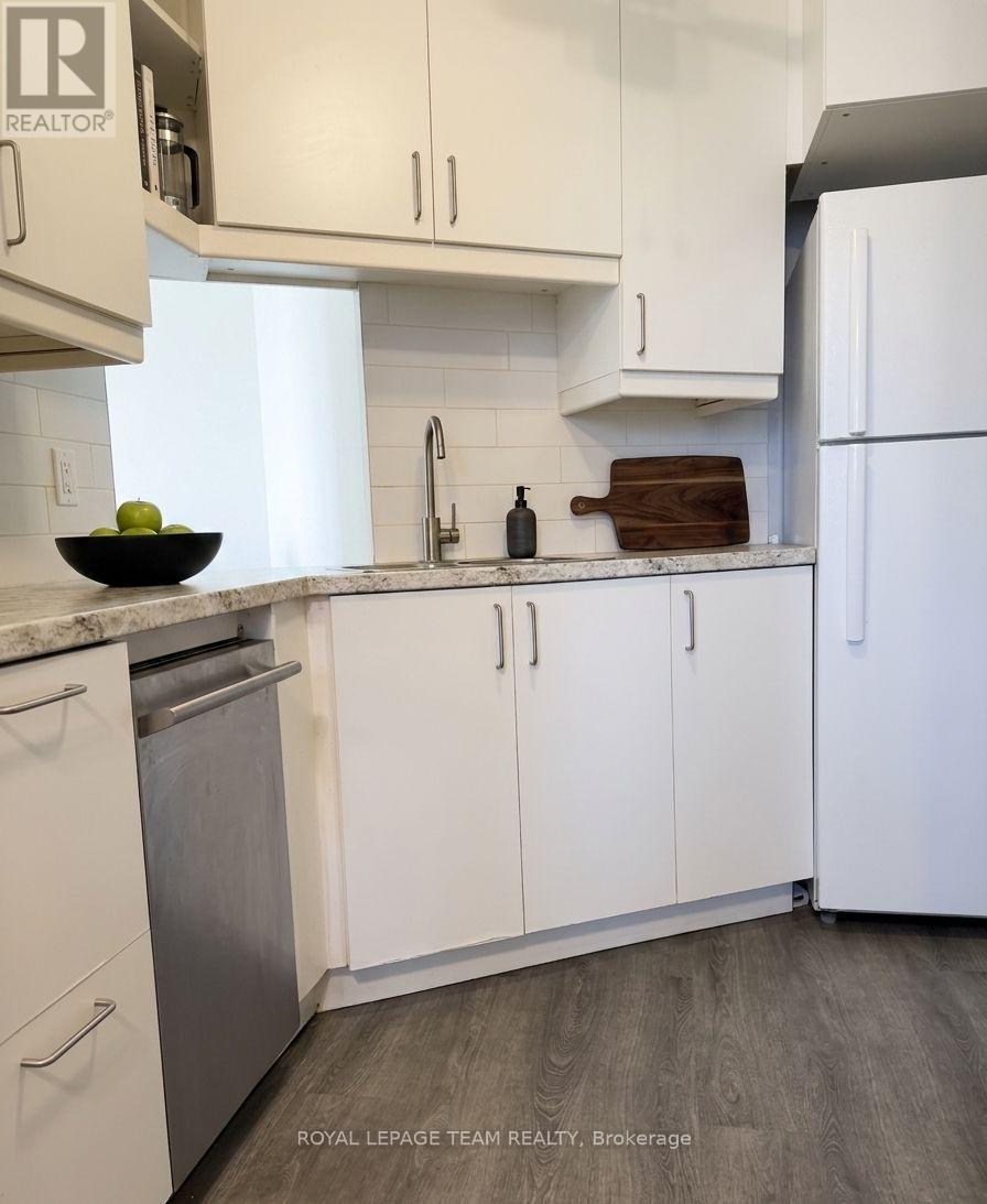 313 - 2020 JASMINE CRESCENT