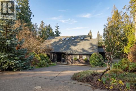 11007 Cedar Lane North Saanich BC V8L5R1