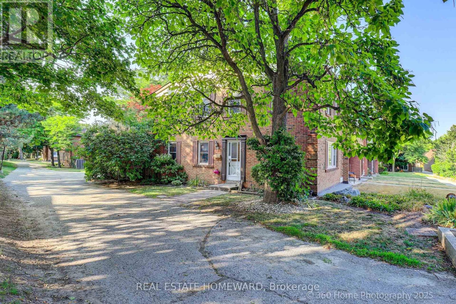 116 - 25 BRIMWOOD BOULEVARD
