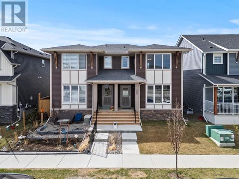 385 Fireside Way Cochrane AB T4C3B1