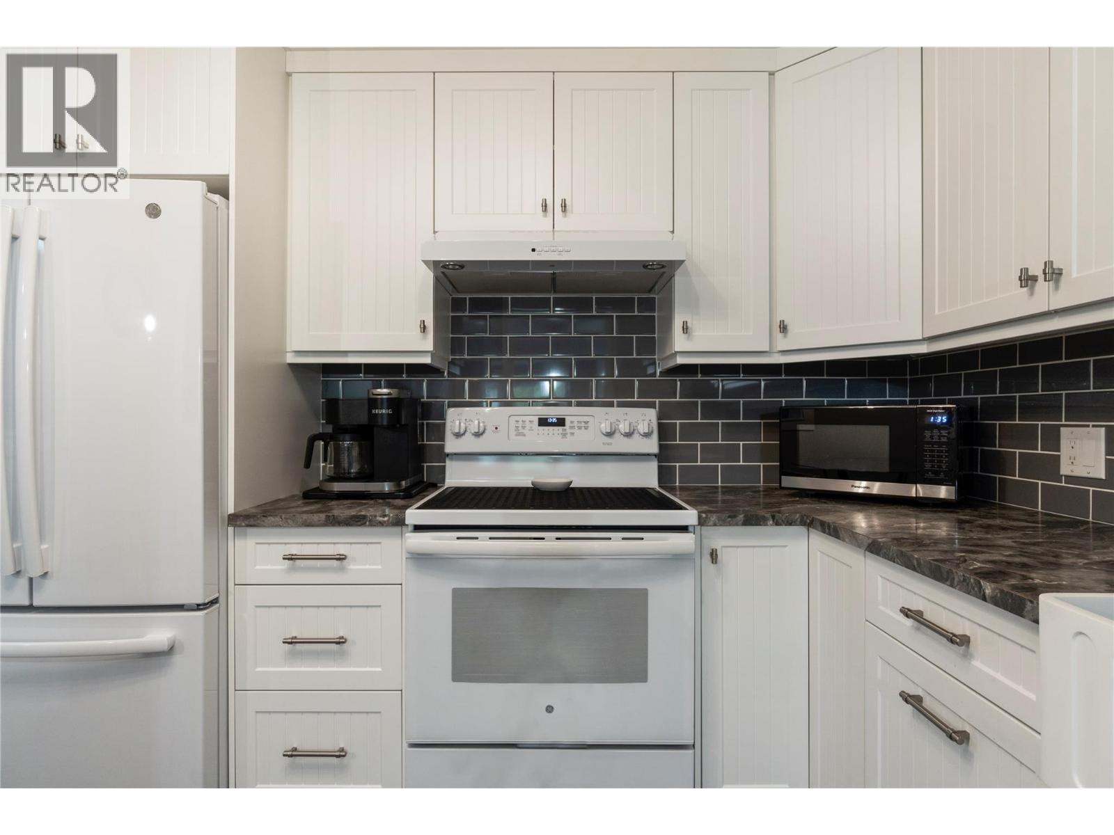 251 6 Street SE Unit# 303