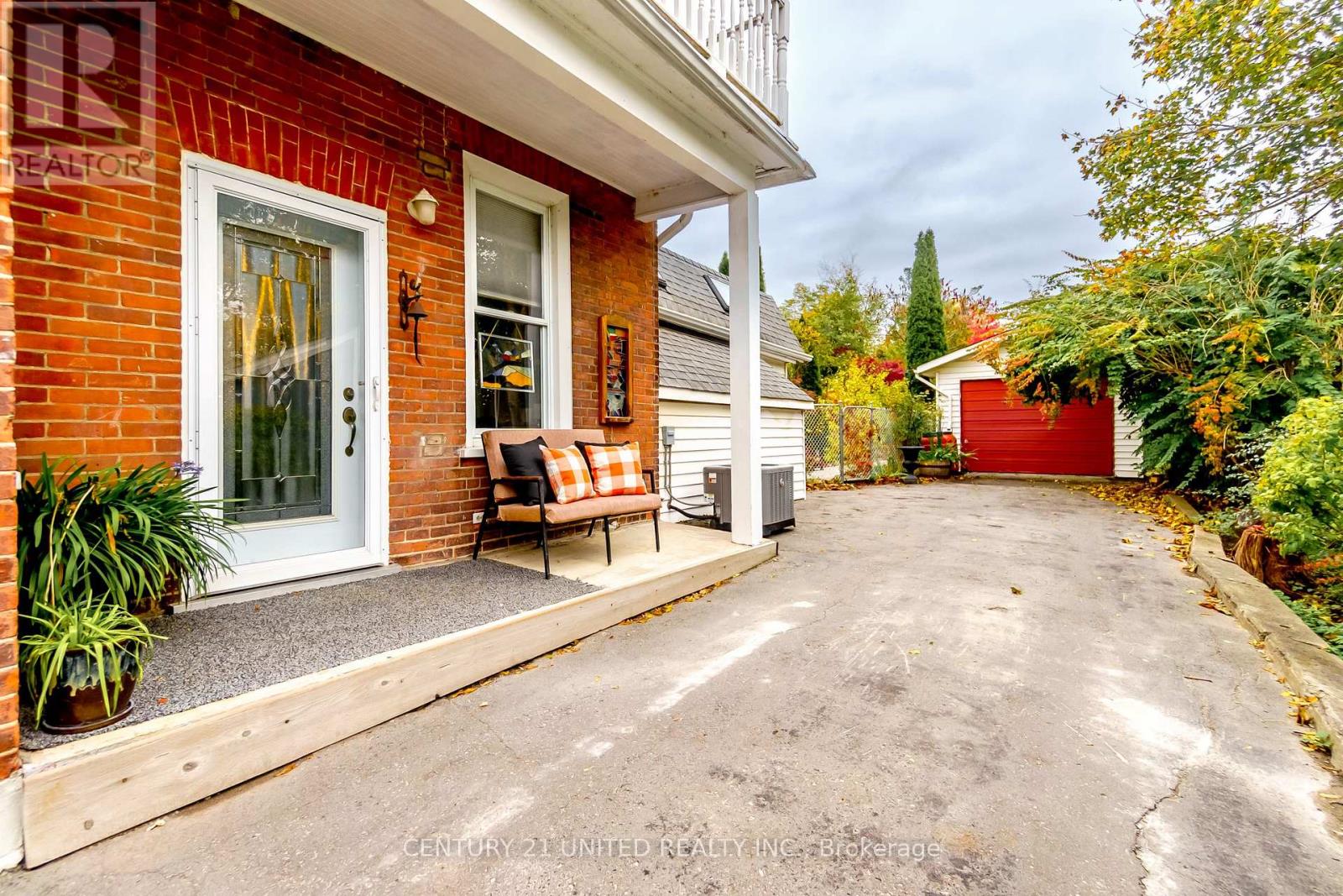 458 DRISCOLL TERRACE