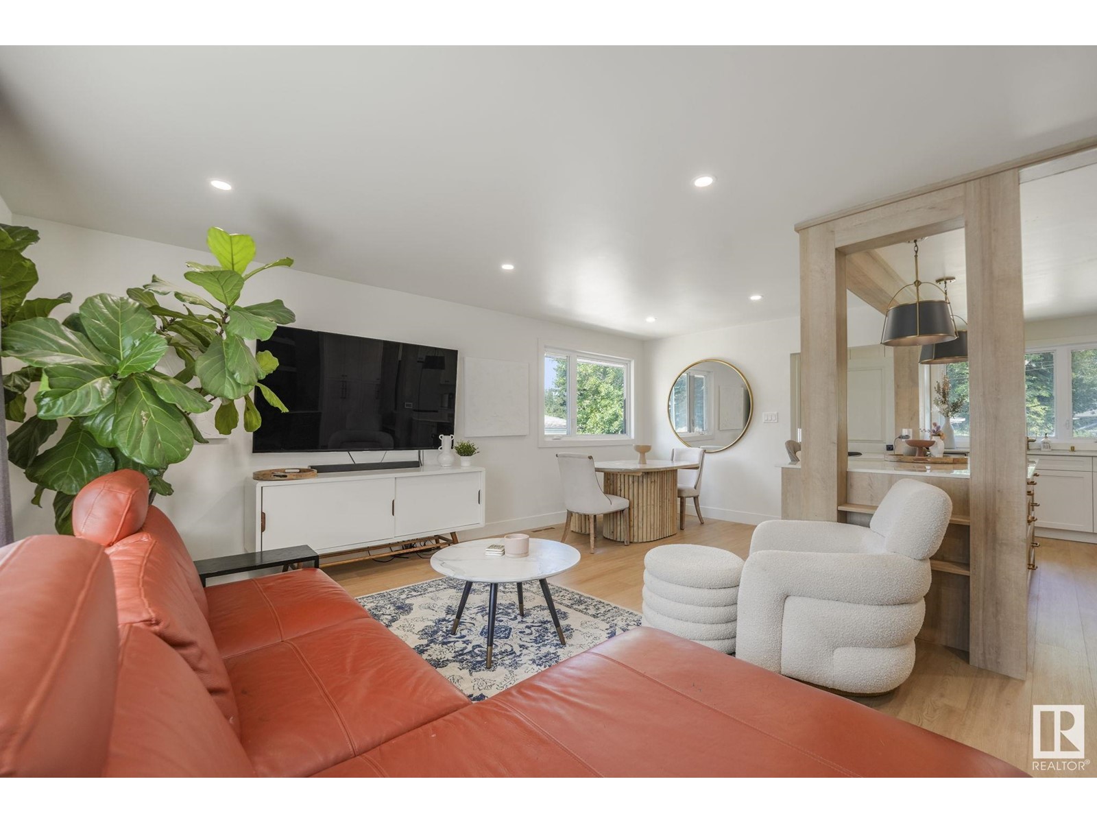 7705 154 ST NW